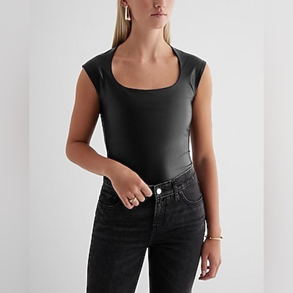 EXPRESS Pitch Black Body Contour Faux Leather Scoop Neck Cap Sleeve Body Suit